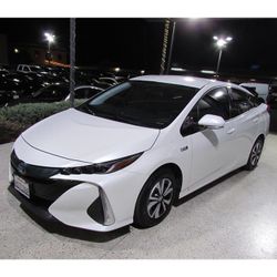 2018 Toyota Prius Prime Plus 