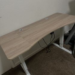 electric height adjustable table