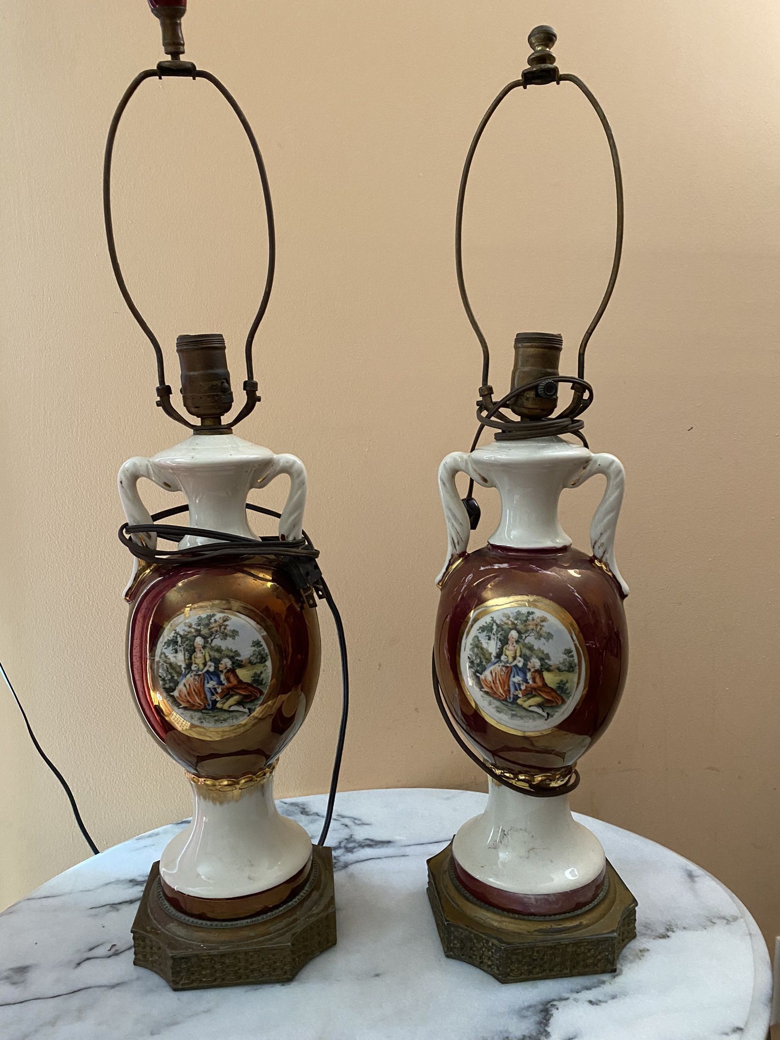 Antique GEORGE & MARTHA WASHINGTON Porcelain  Set Of Lamps