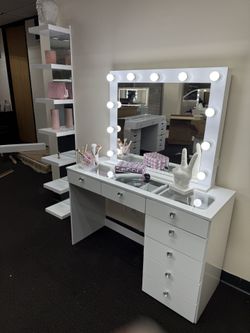 New White Glass Top Make Up Vanity