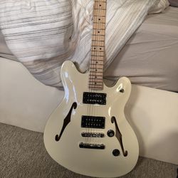 Fender Squire Affinity Starcaster