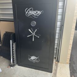Xl Gun Safe. Over 400 Lbs 