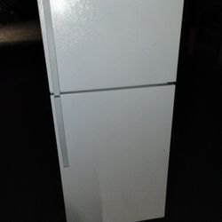 Refrigerator Untested 