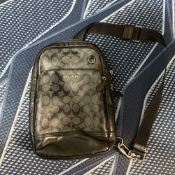 AUTHENTIC  Coach cross bag