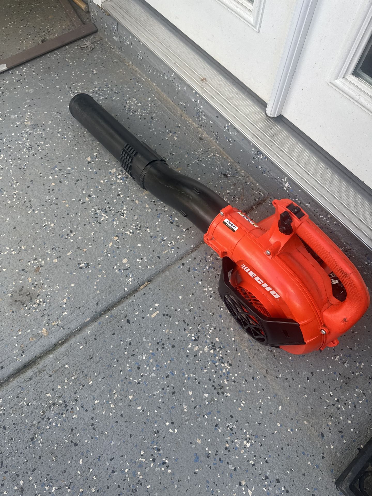 Echo Blower