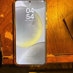 Samsung S24 (128 GB) Unlocked 