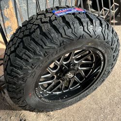 New 20” Black Milled XM Wheels and New 35x12.50r20 Tires 20x10 Xtreme Mudder Rims 8 lug 8x165.1 bolt pattern fit Chevy Silverado 2500 GMC Sierra HD Do