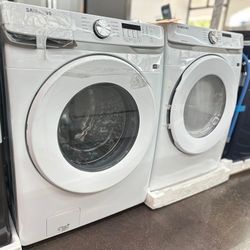 WASHER AND DRYER SET
