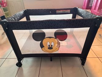 Disney Peeking Mickey Play Yard Full Size Bassinet