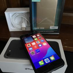 iPhone se 3rd generation Unlocked