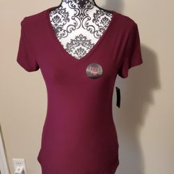 No Boundaries Brushed V Neck T Shirt Size Small 