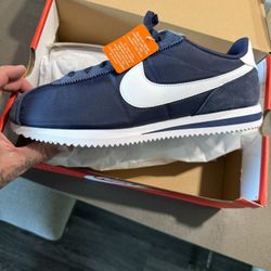 Nike Cortez