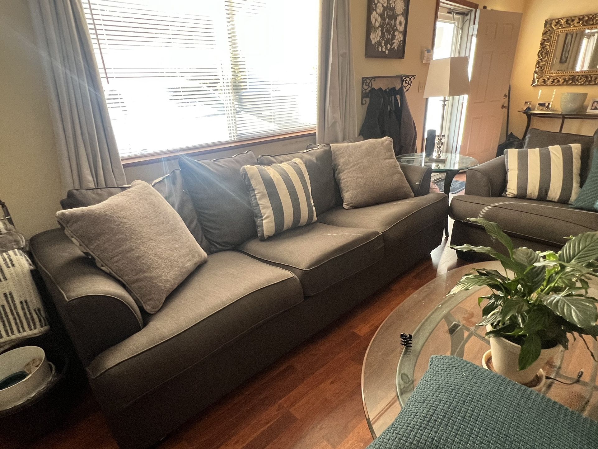 COUCHES For Sale!! for Sale in Gig Harbor, WA OfferUp