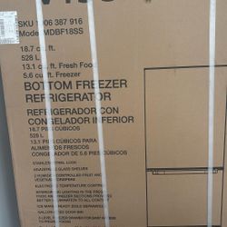 Vissani Refrigerator 