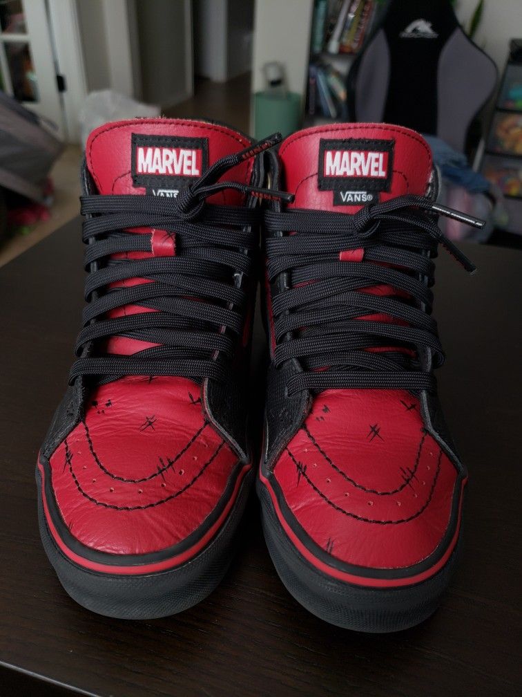 Deadpool Marvel Vans