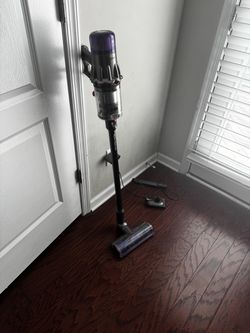 Dyson slim