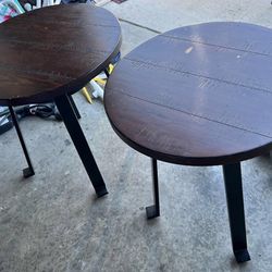Pair of end tables