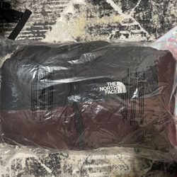 North Face Nuptse XL coal brown brand new