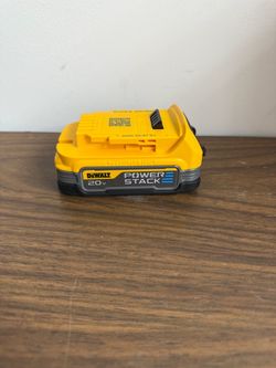 DEWALT 20V MAX PowerStack Lithium-Ion Battery