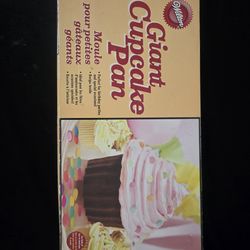 Witon Giant Cupcake Maker