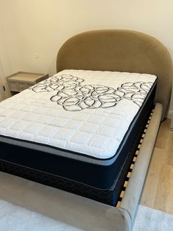 King size Mattress Pillow Top New  Bedframe sold separately