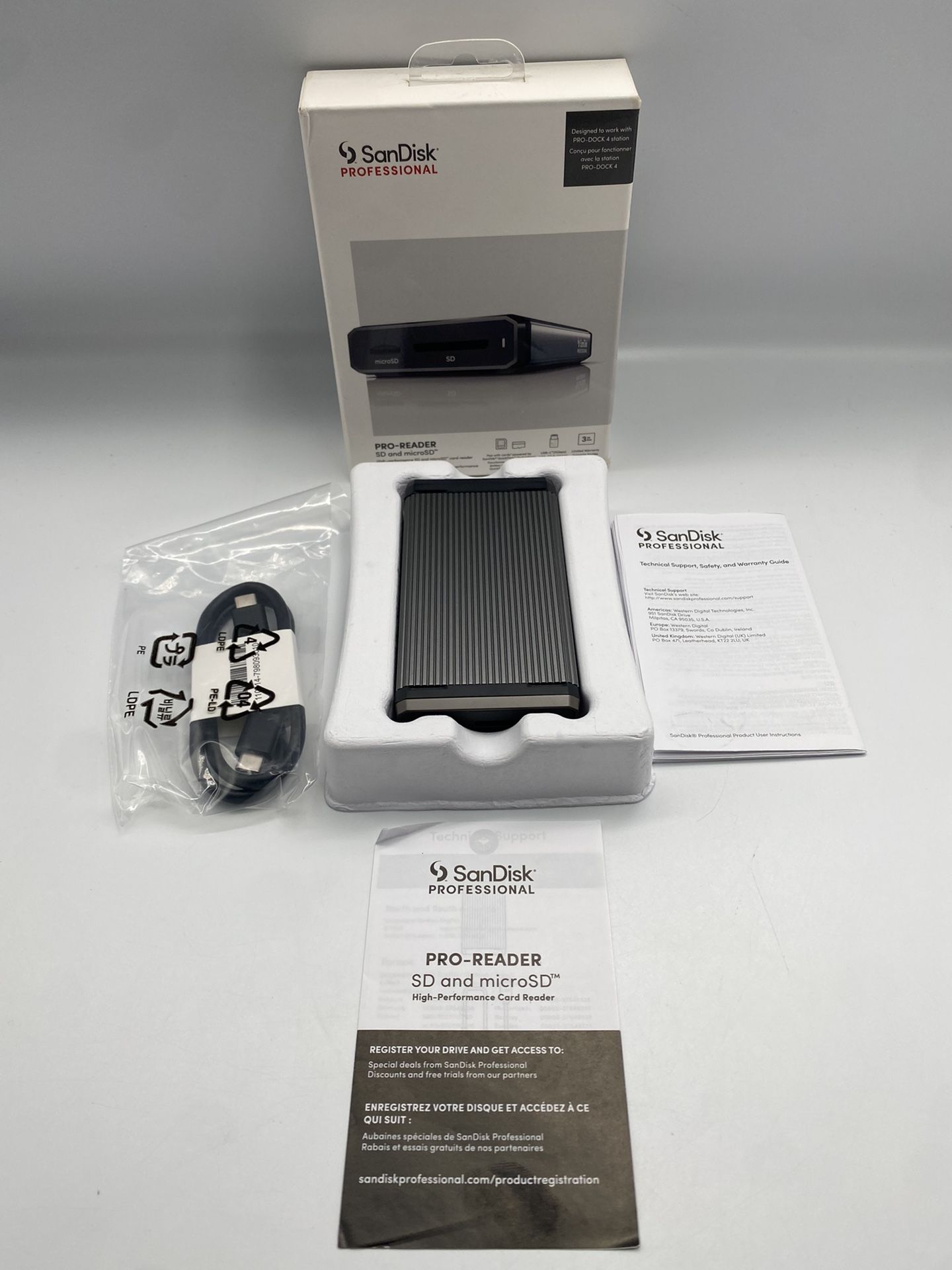 Sandisk SDPR5A8-0000-GBAND Professional Pro-Reader Sd & Micro Sd New Open Box