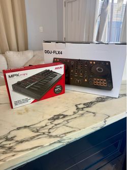 Pioneer DDJ-FLX4 + Akai MPK Mini MIDI Controller