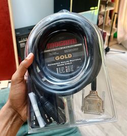 Mogami Gold 8 Channel DB25-XLR Female Snake Cable (2)