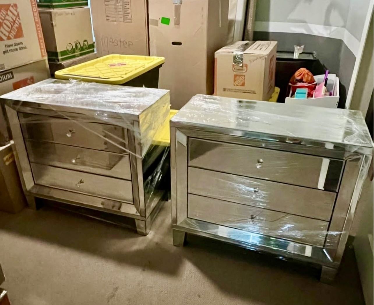 2 Large mirrored nightstands (cracked)