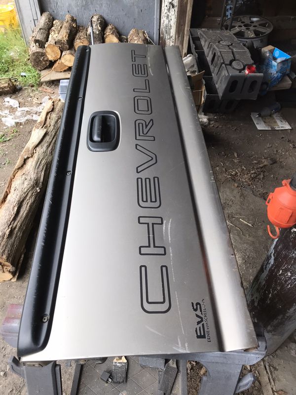 19992006 Chevy Silverado Classic Tailgate for Sale in Fredericksburg, VA OfferUp