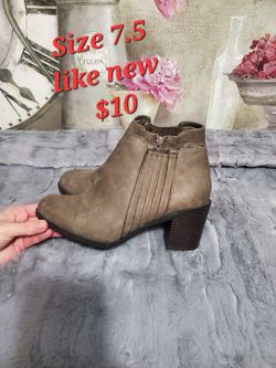  Ankle Boots Size 7.5