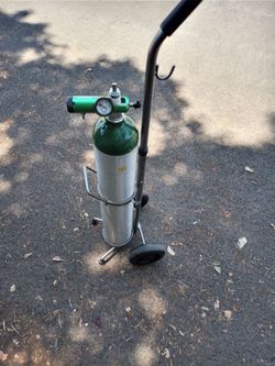 3 or 4. Tank for. Sale complet set gauges hose and csart