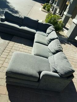New 5 Piece Lazy Boy Sectional Free Delivery