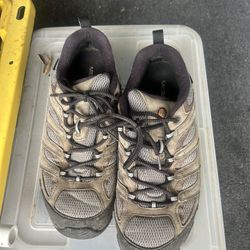 Size 12 Merrill Hiking Footwear