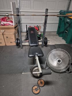 Gym equipment/ weights