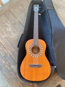 Alkemi UKE B SIG Baritone Ukulele - Very Good