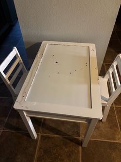 Kids Table