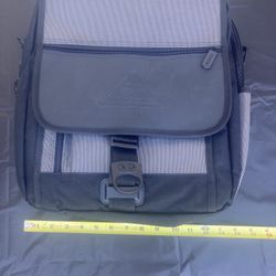 Leeds Micro Tek Vertical Padded Computer Pack. Shoulder Bag, Briefcase Or Back Pack 