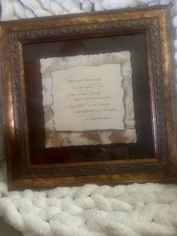 BED BATH & BEYOND PICTURES x3 / Framed Set