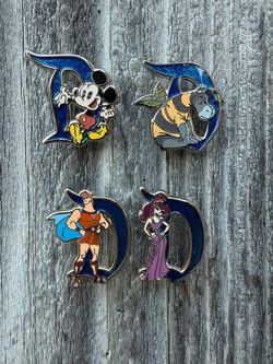 H.E.M.M. Mini D Pin Set Bad Wolf Pins Hercules Eeyore Meg Mickey LE Limited Rare Disney Disneyland Mouse Pixar Gift Pokemon One OP TCG Card Games Box 