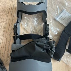 Brand New Knee Brace Size Medium 