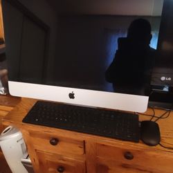 Apple Desck Computer