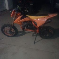Clean 50cc dirt bike