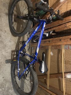 blue Huffy Fortress 3.Mountain bikez as