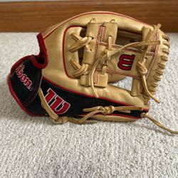Wilson A2000 Baseball Glove- Great Condition