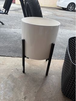 Indoor plant container and stand set