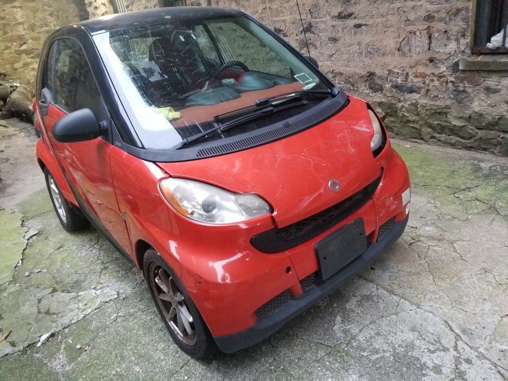Smart car fortwo for parts !!!!
