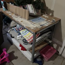 Heavy Duty Work Bench 