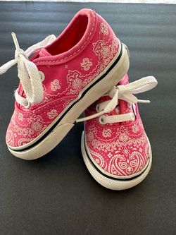Vans Toddler/Kids Pink Bandana Paisley Canvas Sneakers Size 4
