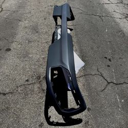 Chevy Silverado & GMC Sierra 1500 / 2500 / 3500 Rear Bumper OEM 2019 2020 2021 2022 2023 2024 2025 2026